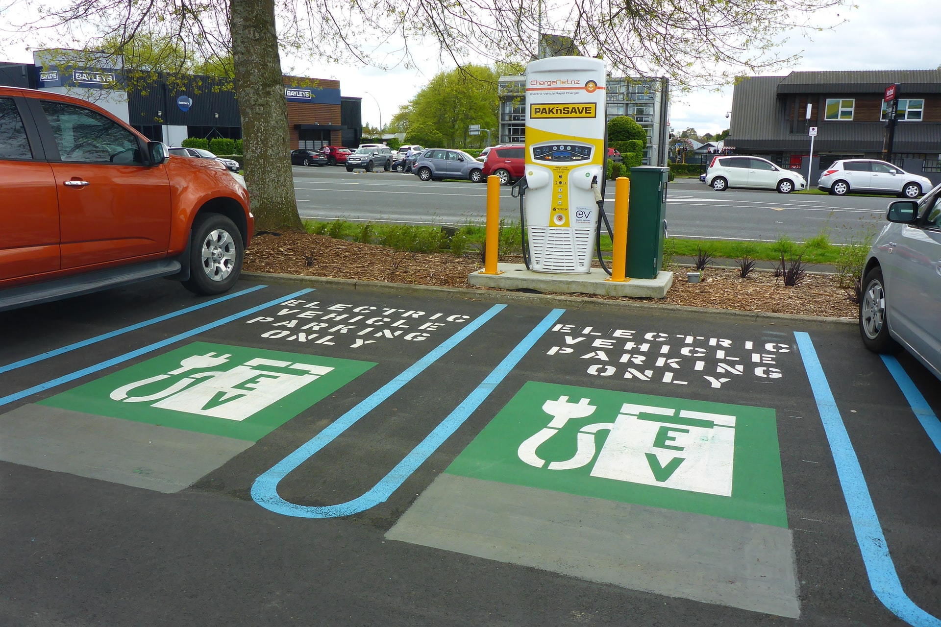 parking dla samochodów elektrycznych