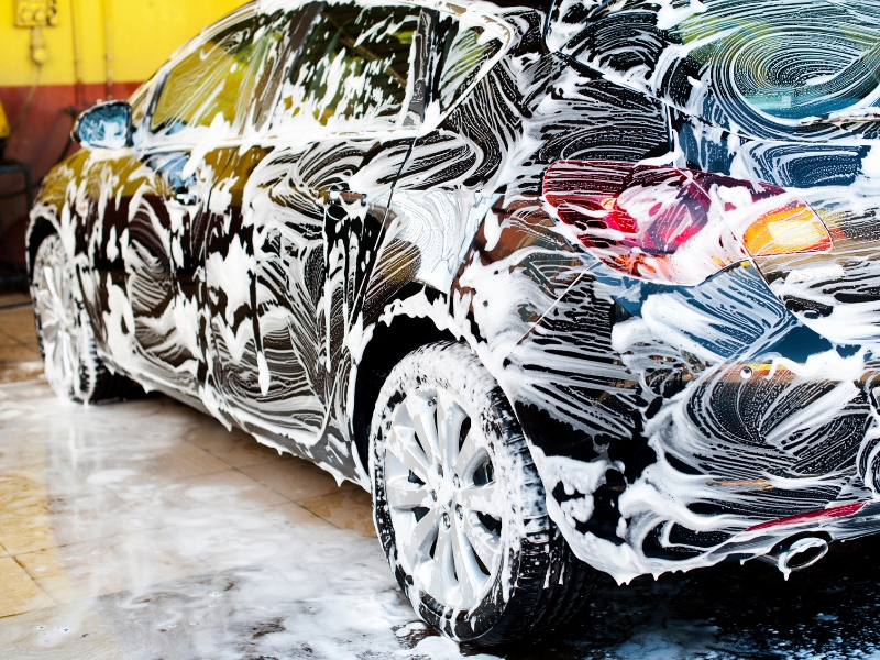 prawidłowe mycie samochodu