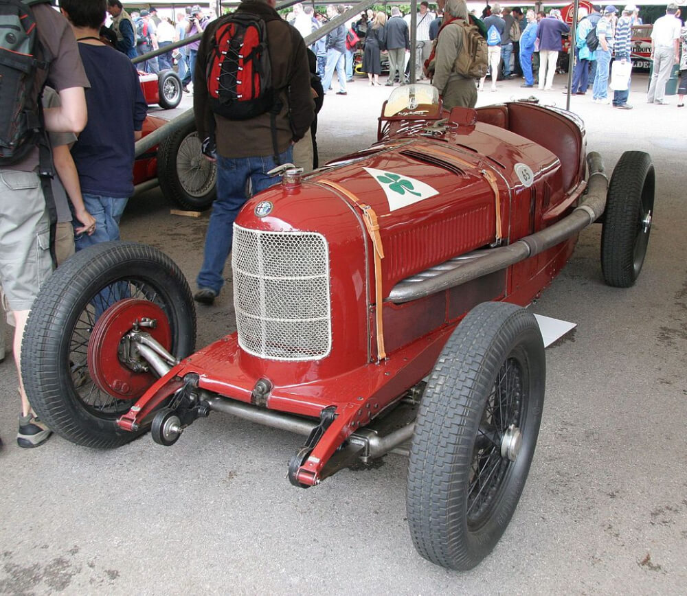 Ferrari Enzo - Alfa Romeo P2