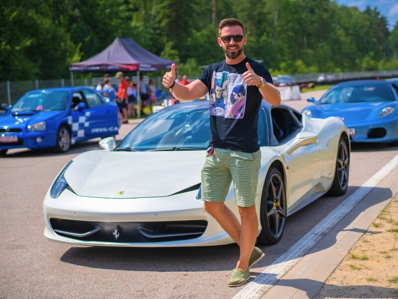 ferrari italia - jazda na wieczór kawalerski