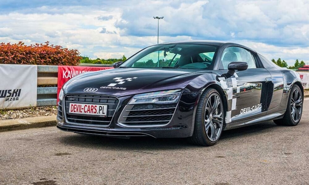 Audi R8 V10
