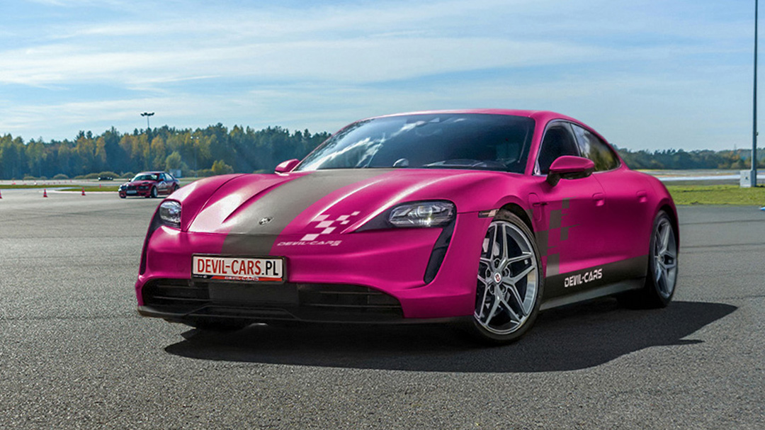 Porsche Taycan 4