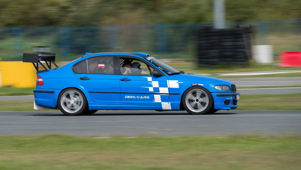 Subaru Impreza WRX vs. BMW M Power (E46)