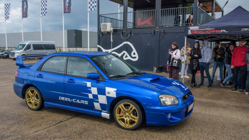 Subaru Impreza WRX vs. BMW M Power (E46)