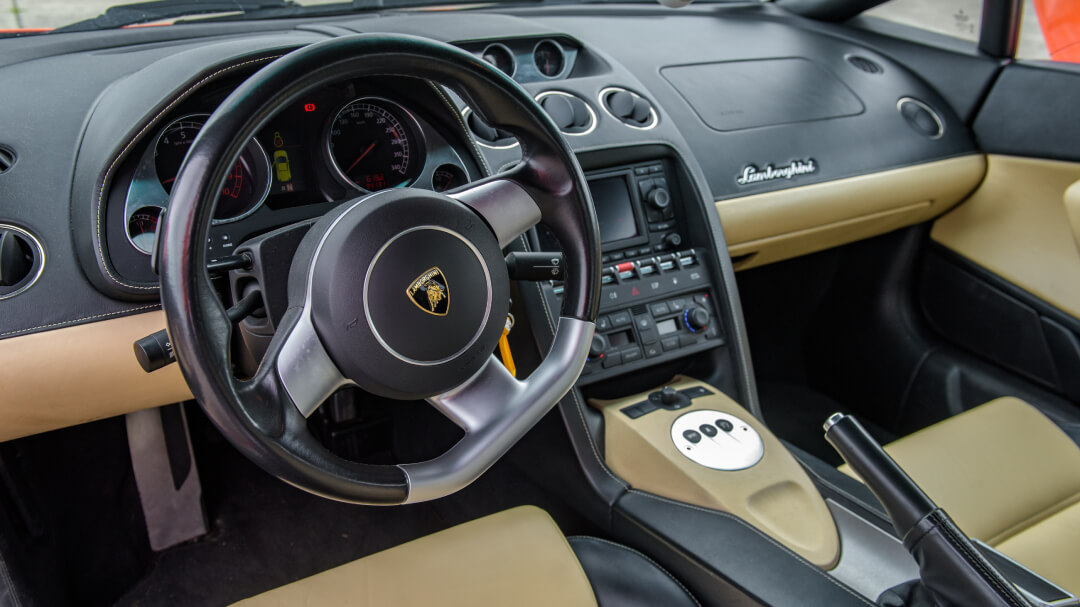 Lamborghini Gallardo vs. Ferrari Italia (458)