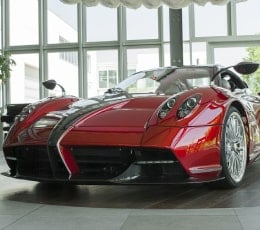 Pagani Huayra 