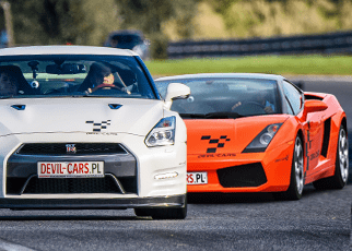 Lamborghini Gallardo vs. Nissan GTR Lamborghini Gallardo vs. Nissan GTR