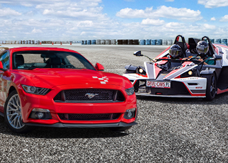 Ford Mustang vs. KTM X-BOW Ford Mustang vs. KTM X-BOW