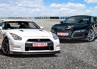 Nissan GTR vs. Audi R8 Nissan GTR vs. Audi R8